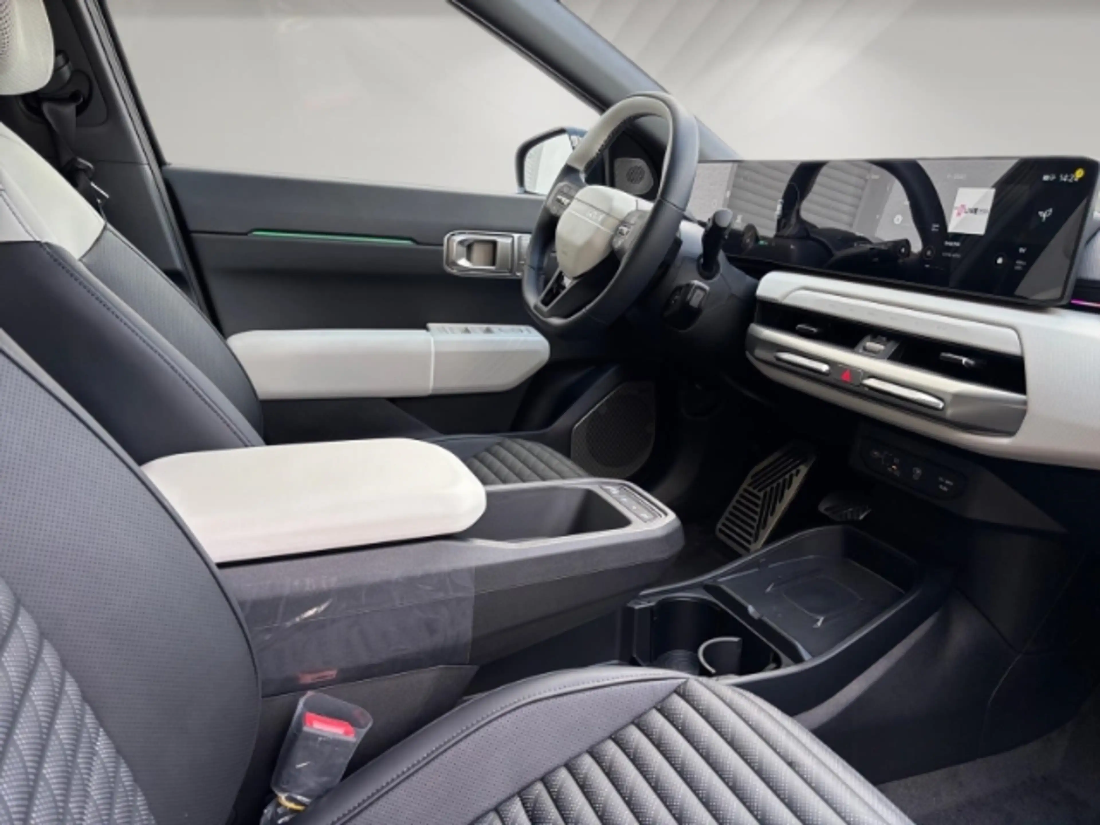 Kia EV4 GT-Line 81,4 kWh HEAD-UP,360°KAMERA,MEMORY,DAB,LED — photo 14