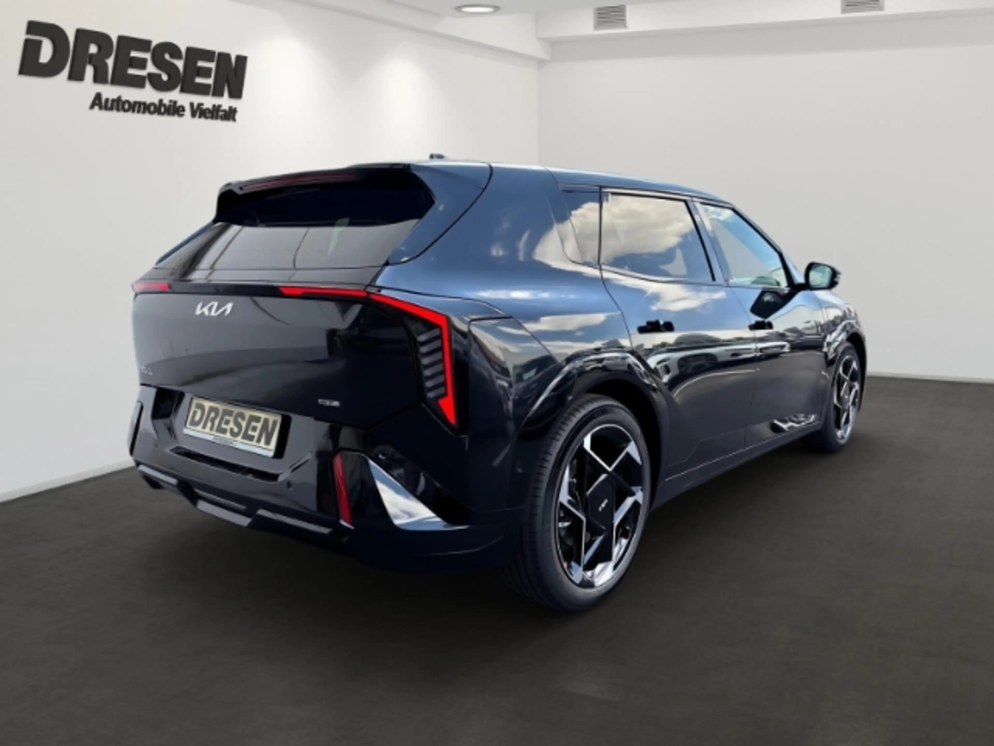 Kia EV4 GT-Line 81,4 kWh HEAD-UP,360°KAMERA,MEMORY,DAB,LED — photo 3