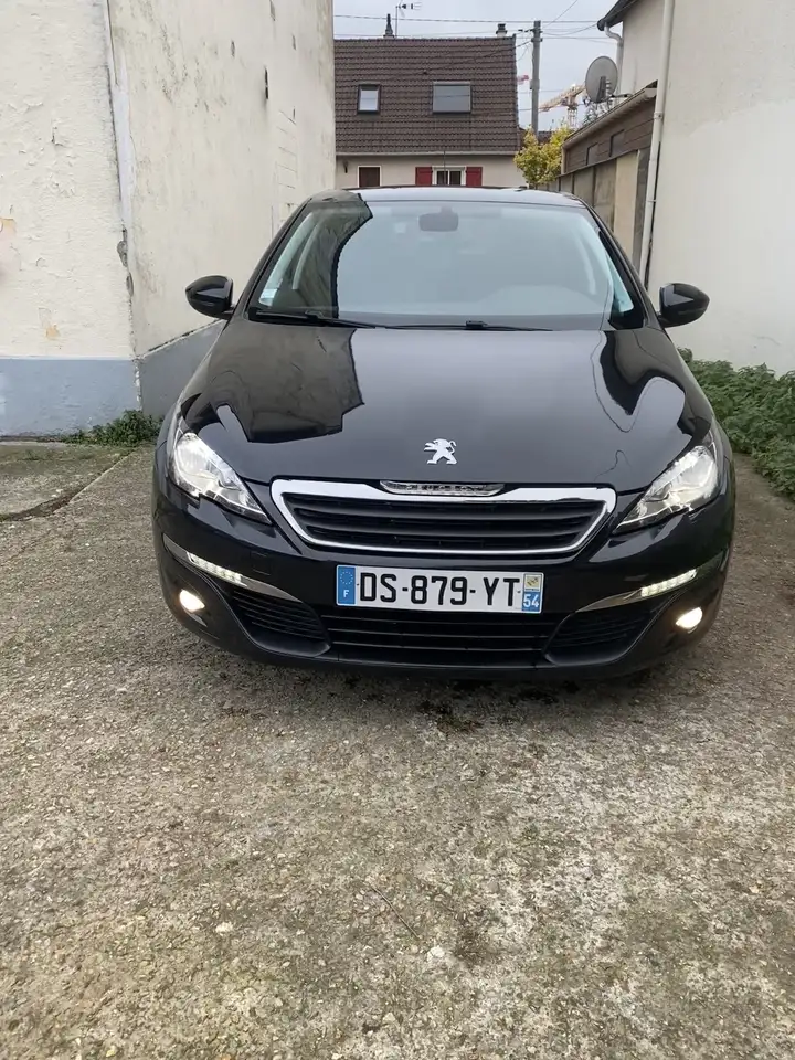 Peugeot 308 1.2 PureTech 110ch S\u0026S BVM5 Style