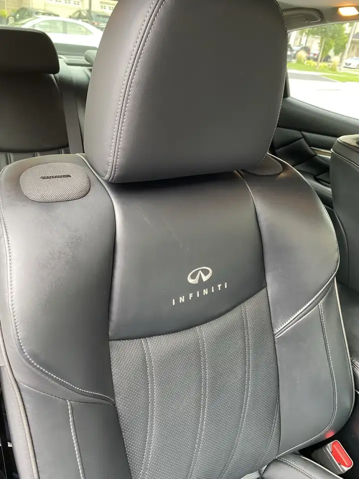 Infiniti M снимка Infiniti M