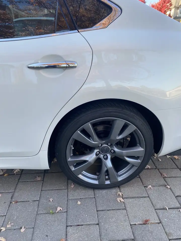 Infiniti M снимка Infiniti M