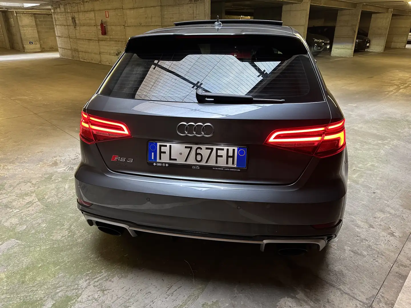 Audi RS3 Sportback 2.5 tfsi quattro s-tronic - 2