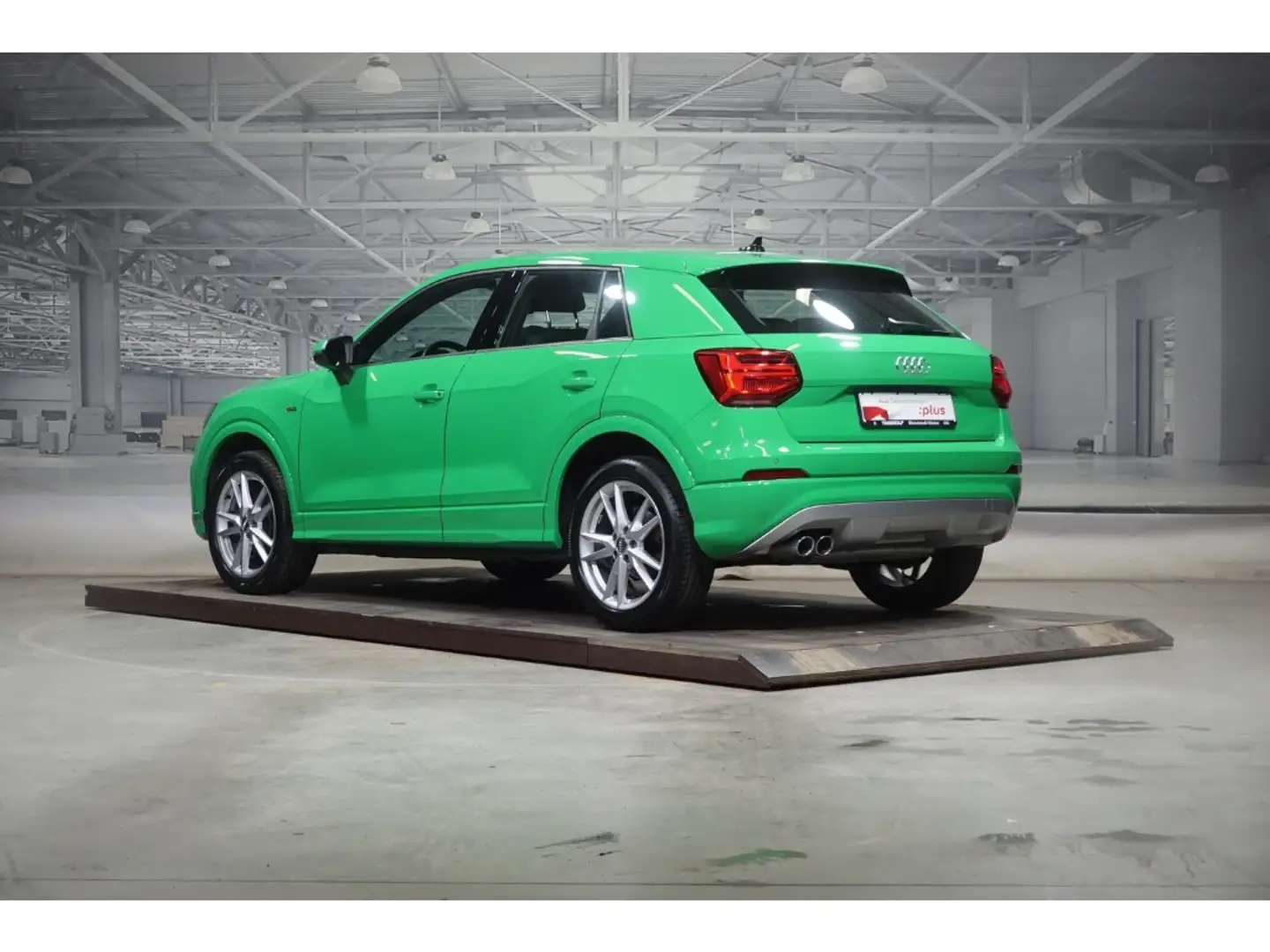 Audi Q2 sport 35 TFSI S line Navi LED DAB 18-Zoll Grün - 2