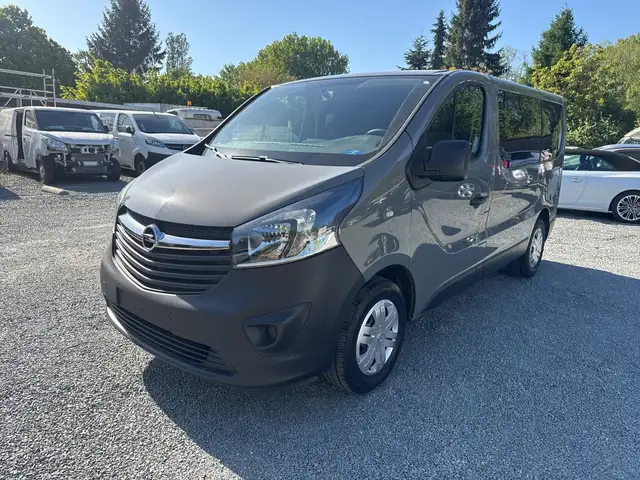 Opel Vivaro Combi CDTi BiTurbo EcoFLEX S/S L1H1 2700