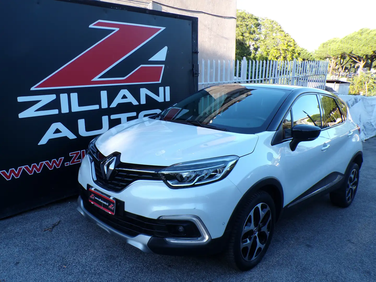 Renault Captur 1.5 dci 110cv NAVI..BLUETOOTH..RETROCAMERA.. Bianco - 1