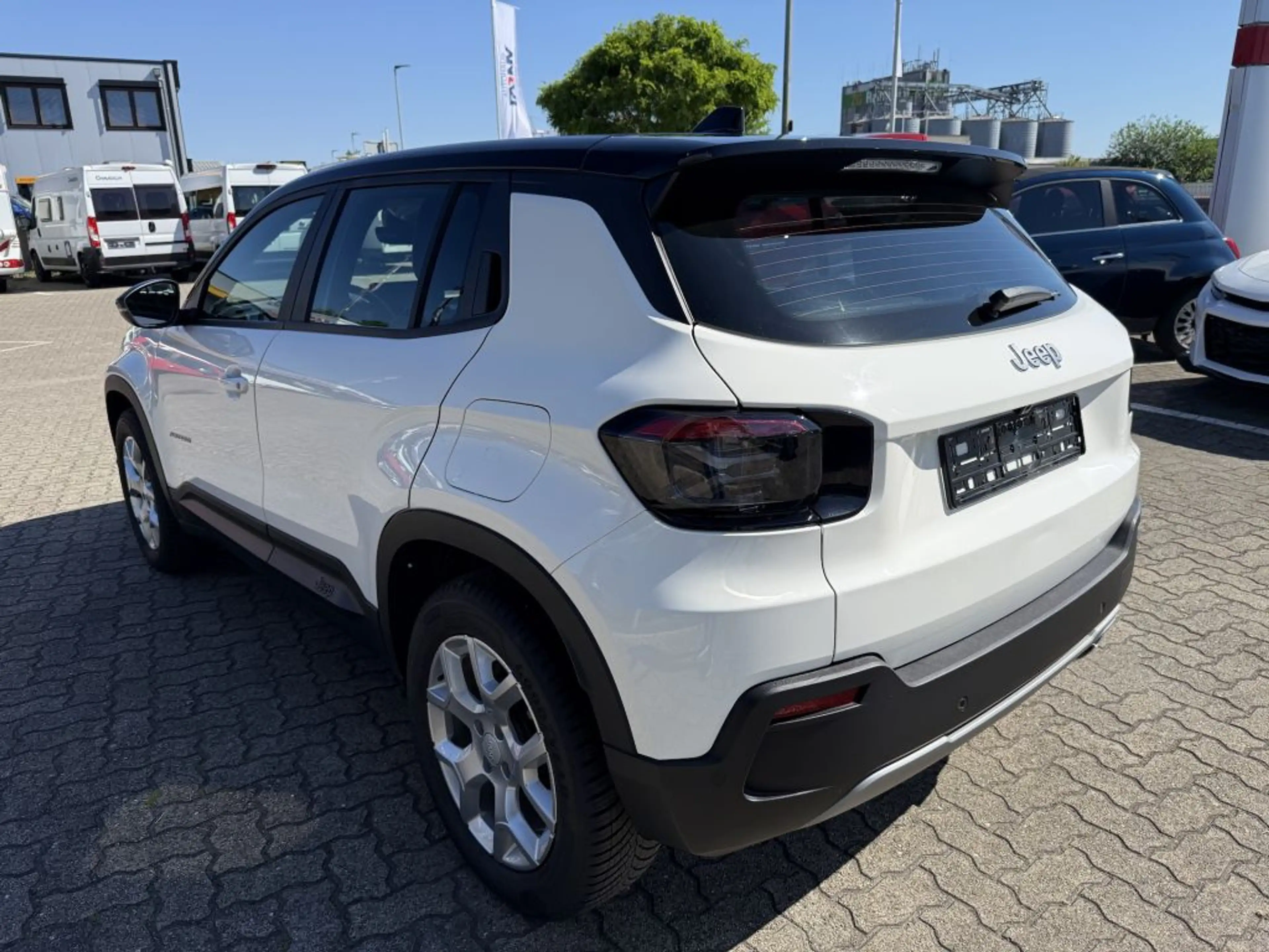 Jeep Avenger 1.2 GSE T3 Turbo-Benzin GDI Altitude — photo 7