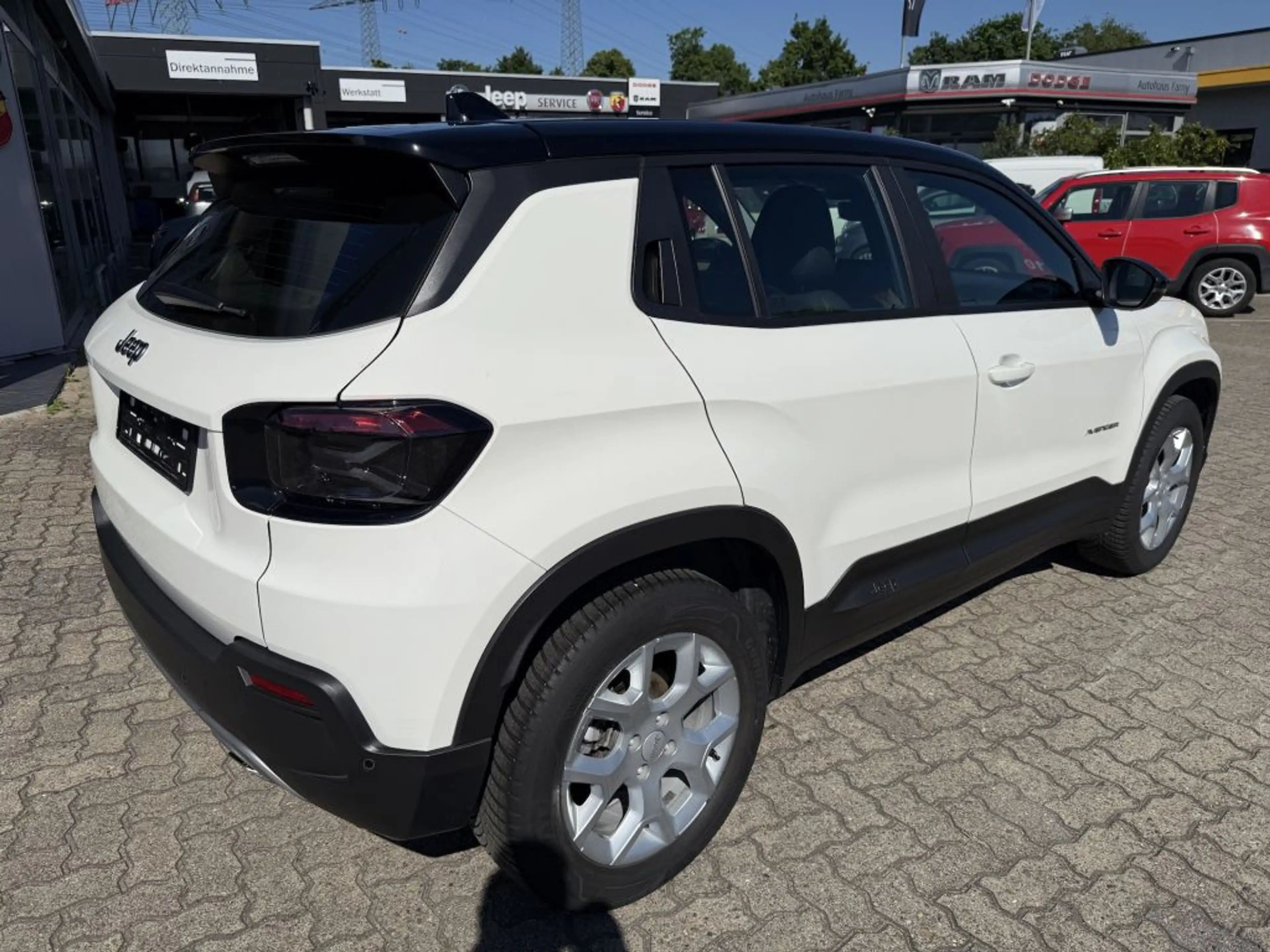 Jeep Avenger 1.2 GSE T3 Turbo-Benzin GDI Altitude — photo 5