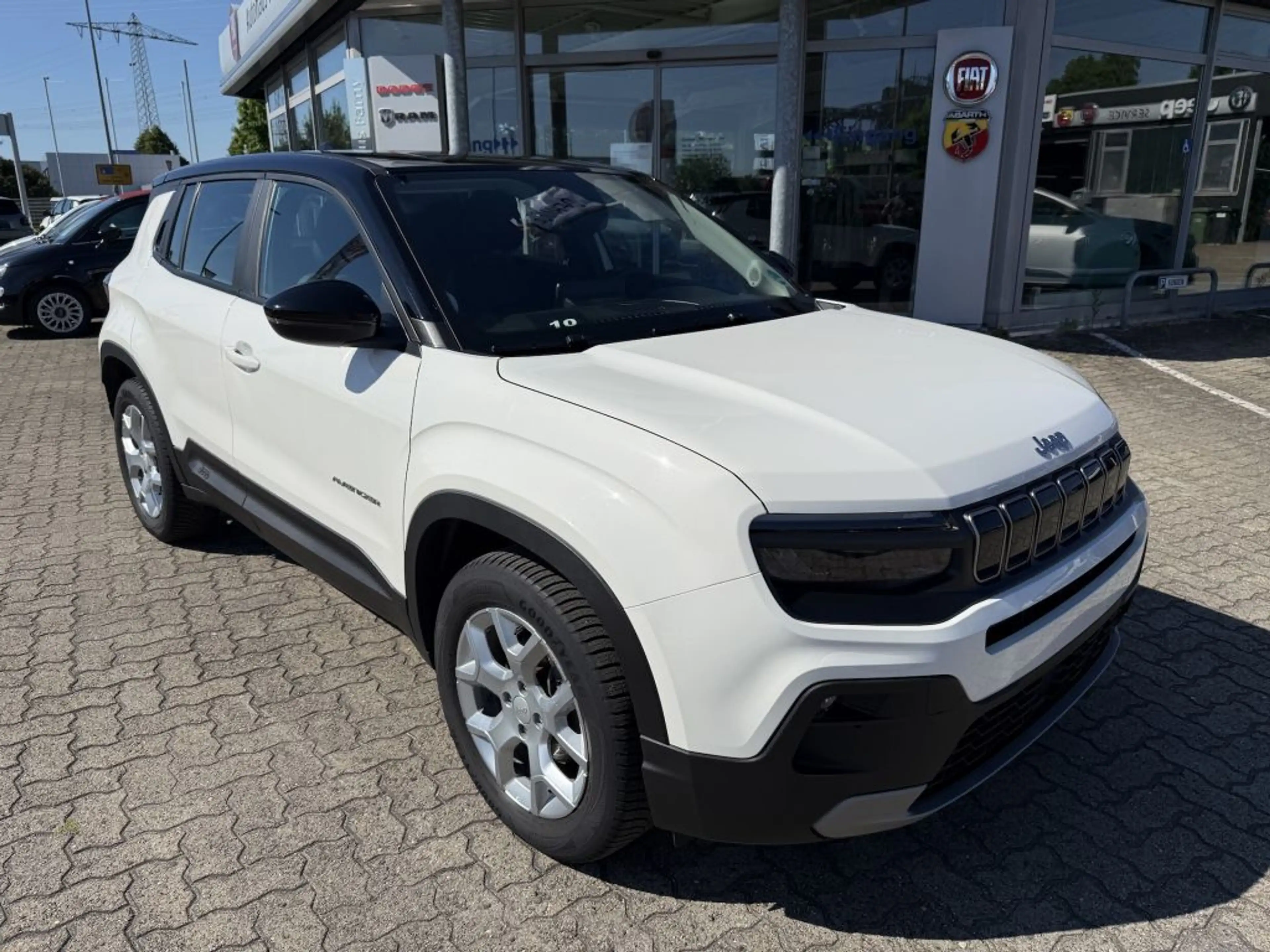 Jeep Avenger 1.2 GSE T3 Turbo-Benzin GDI Altitude — photo 3