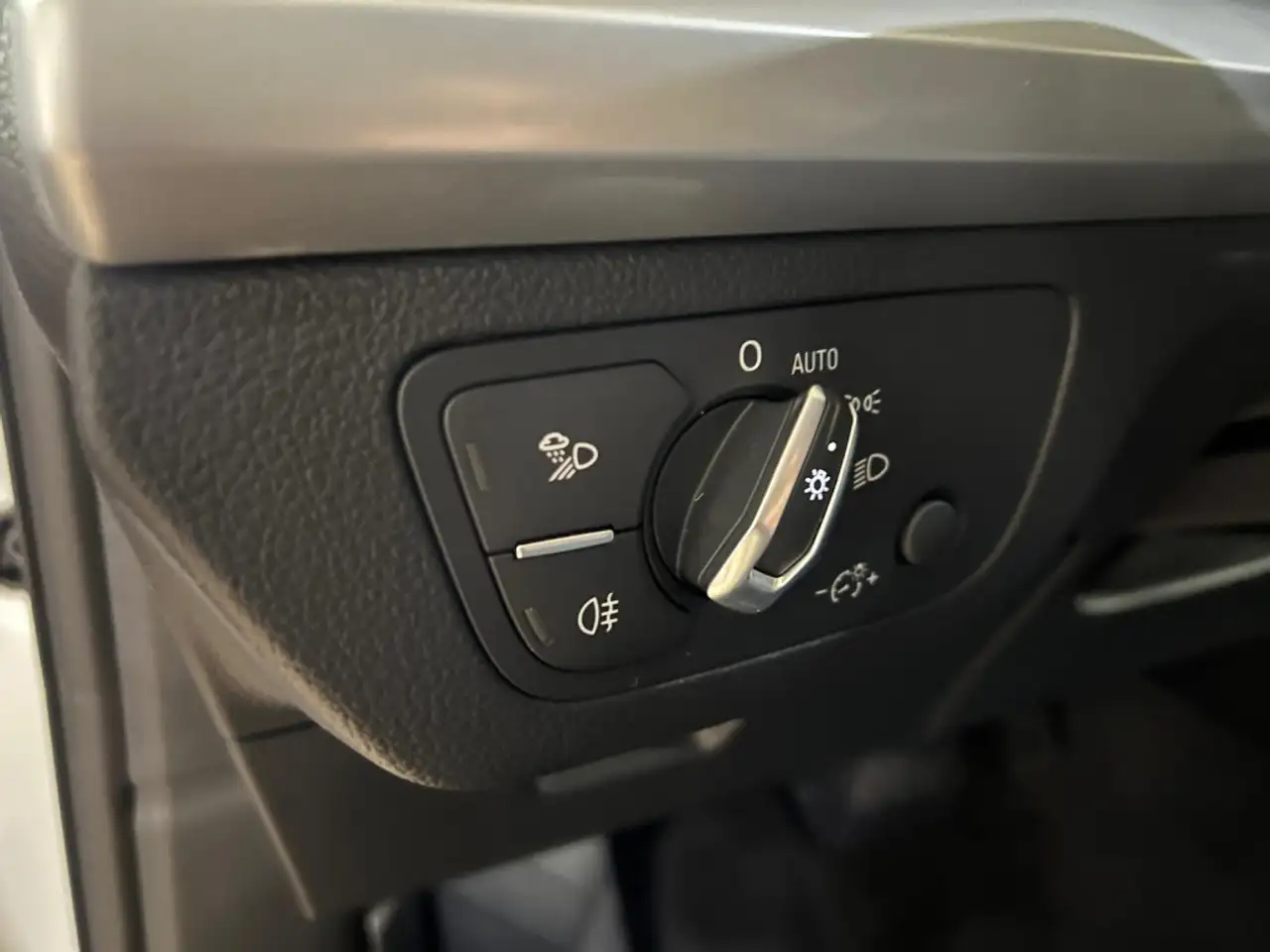 Audi Q5 снимка Audi Q5