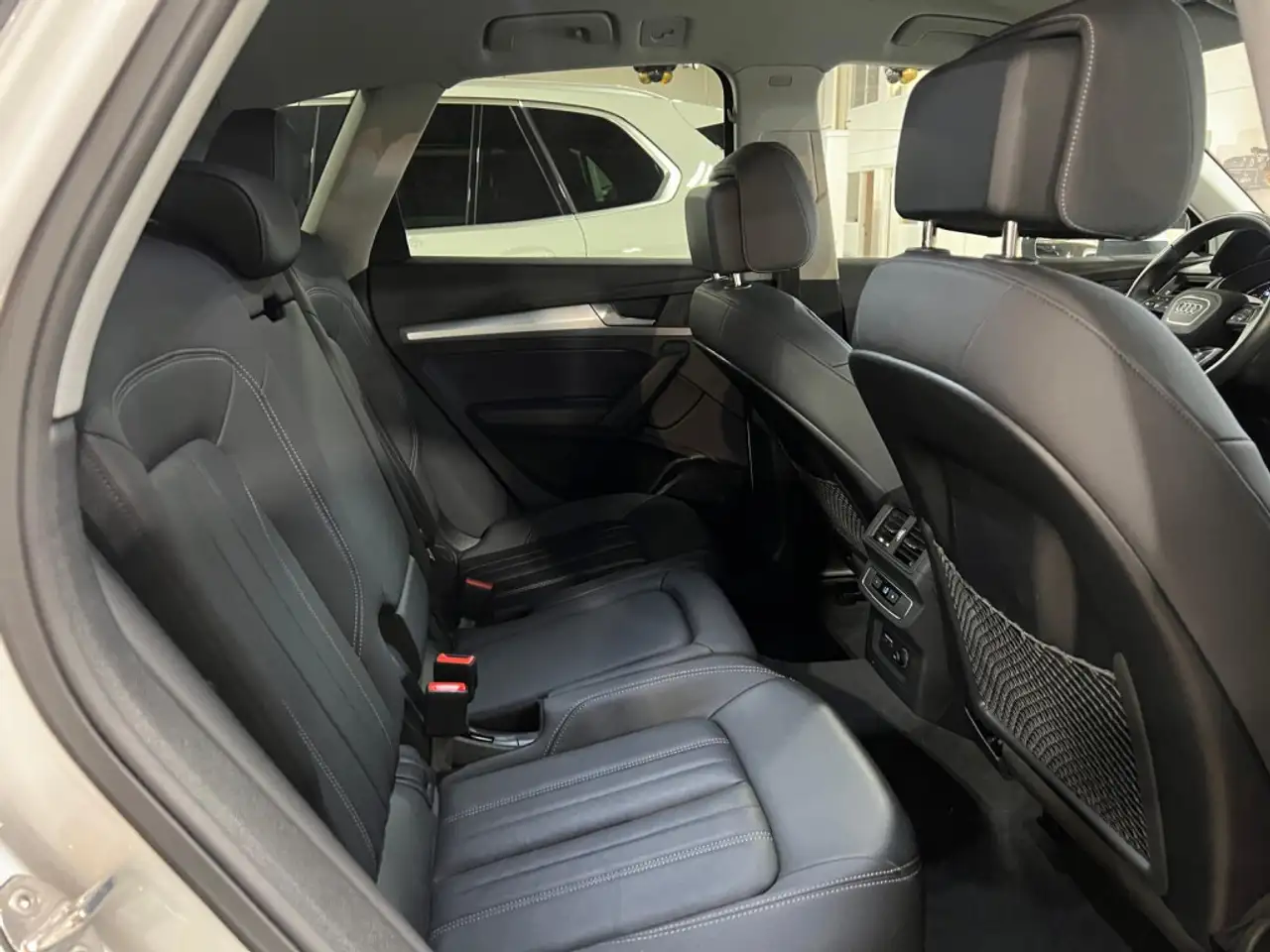 Audi Q5 снимка Audi Q5
