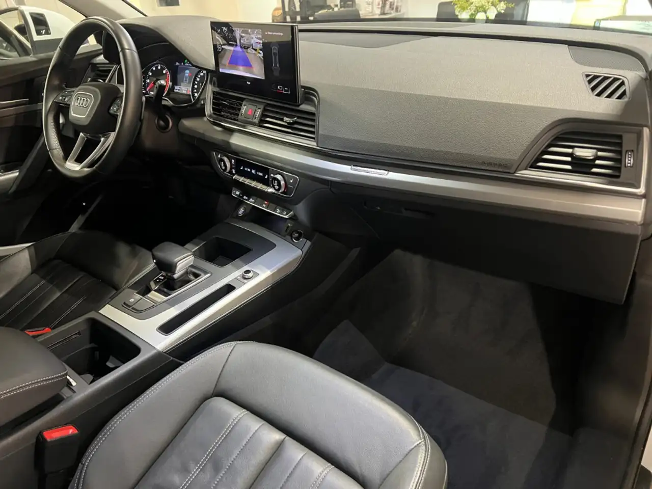 Audi Q5 снимка Audi Q5