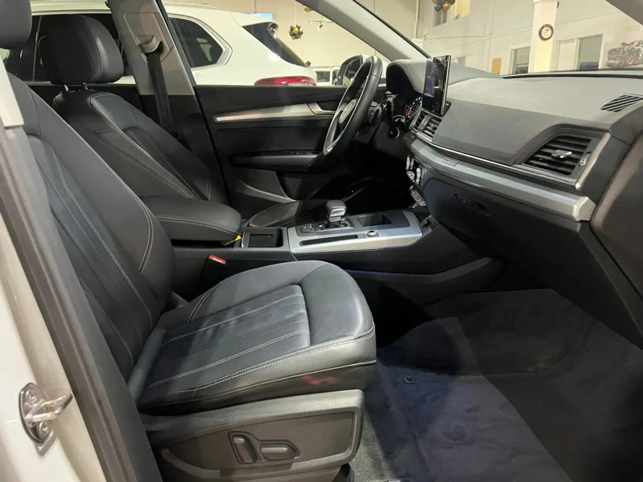 Audi Q5 снимка Audi Q5
