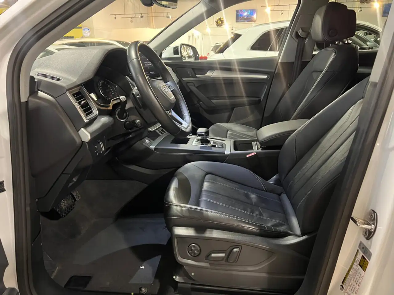 Audi Q5 снимка Audi Q5