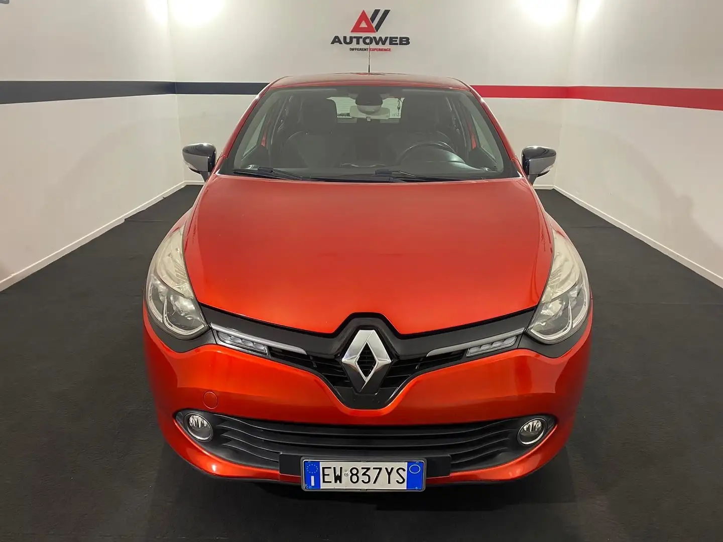 Renault Clio 1.5 dCi 8V 75CV 5 porte Wave Rosso - 2