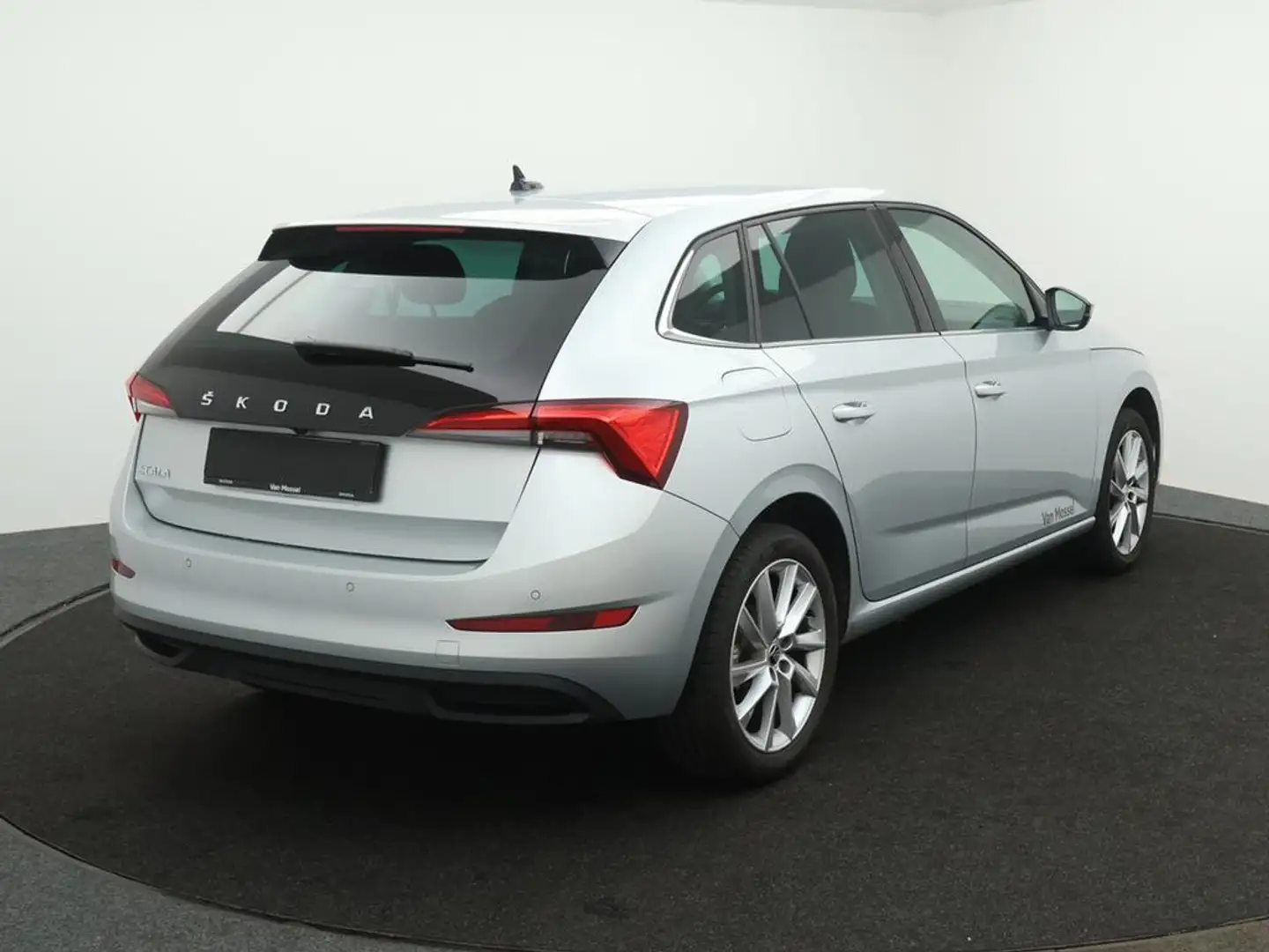 Skoda Scala Scala 1.0TSI 95PK - CLEVER *NAVI*BLTH*CRUISE*PDC*A Argent - 2