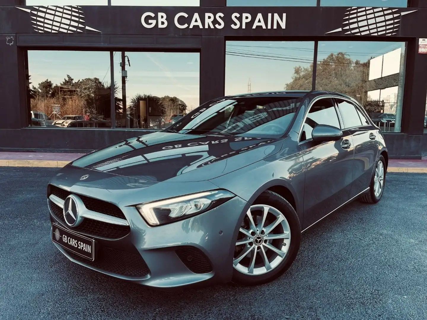 Mercedes-Benz A 180 d Gris - 1