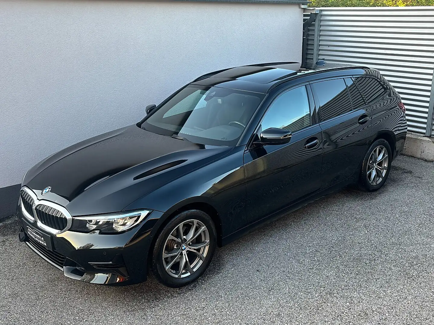 BMW 320 d xDrive Touring Aut. SPORTLINE/PANO/LED/HIFI/A... Schwarz - 2