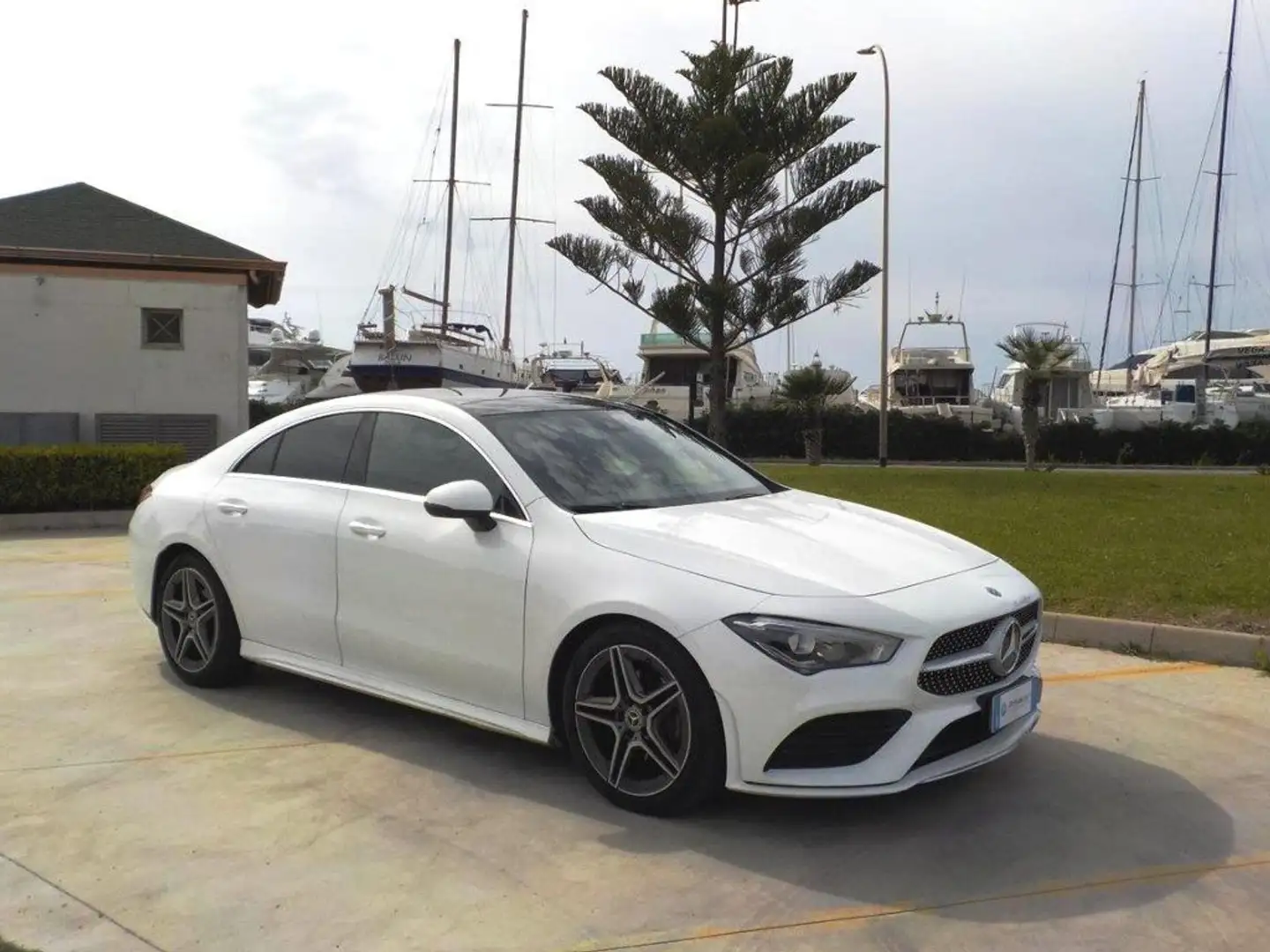 Mercedes-Benz CLA 180 d Automatic Premium Bianco - 1