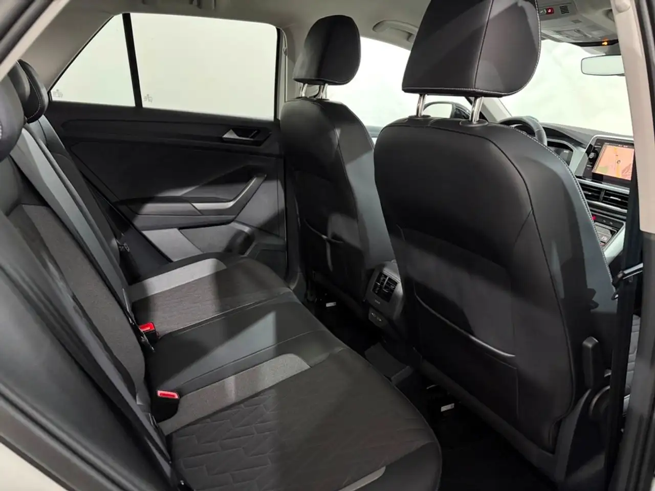 Volkswagen T-Roc 2.0 TDI SCR Goal DSG *LED*ACC*RFK*NAVI* 13