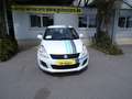 Suzuki Swift 1.2i 94cv 3 portes blanc 09/15 41192km Airco Radio Blanc - thumbnail 2