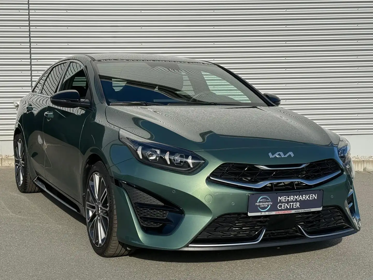 Kia ProCeed / pro_cee'd GT-Line 1.4 TGDI ANDROID-AUTO/NAVI Grün - 2