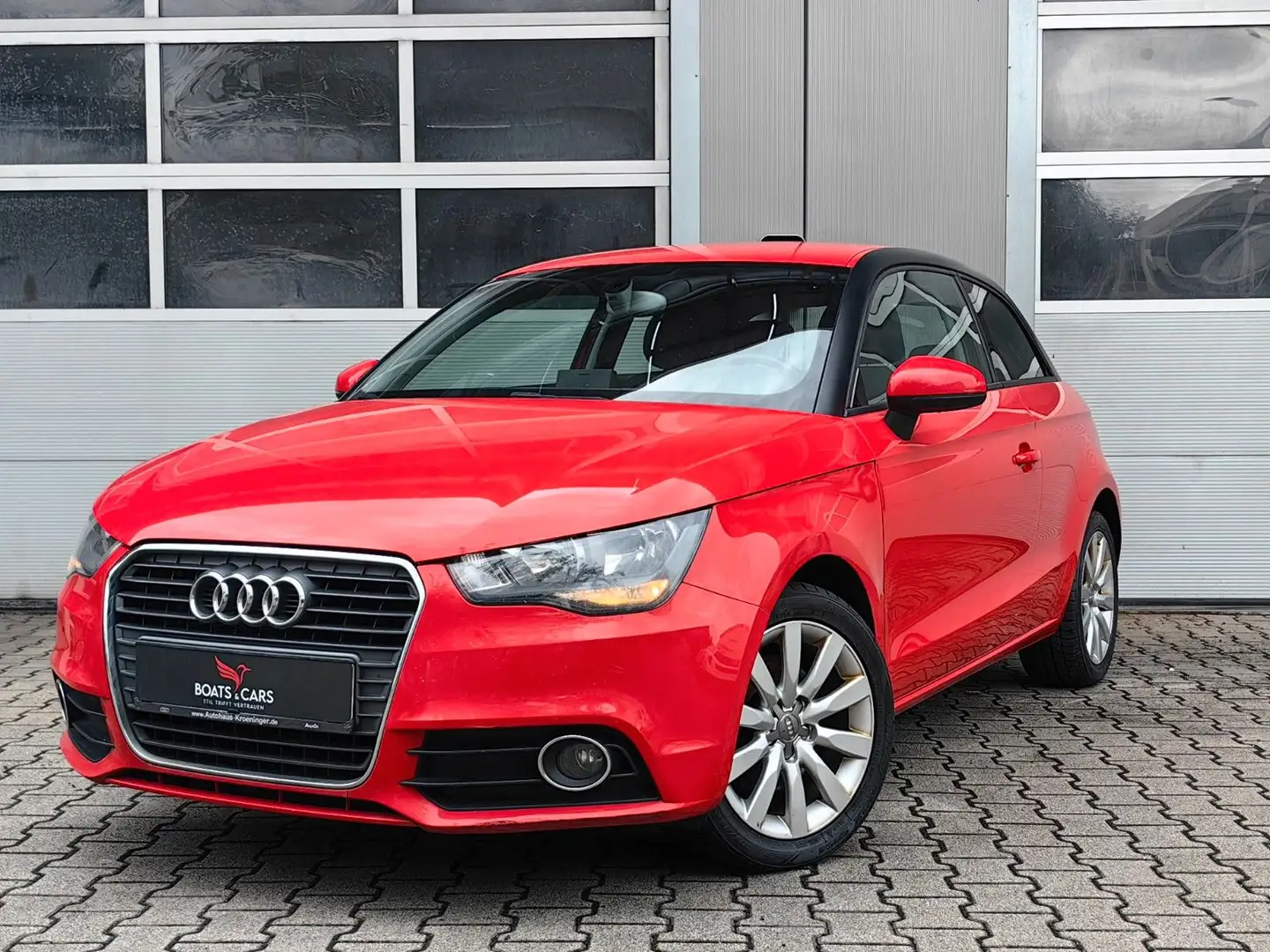 Audi A1 1.4 attraction NAVI|SHZ|MFL|KLIMA|PDC Rot - 1