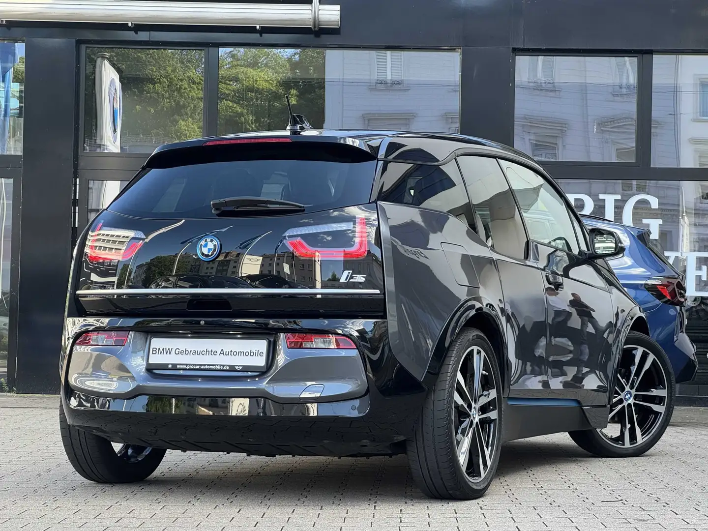 BMW i3 s 120Ah AdapLED RFK DA+ ACC Navi Prof 20" Grau - 2