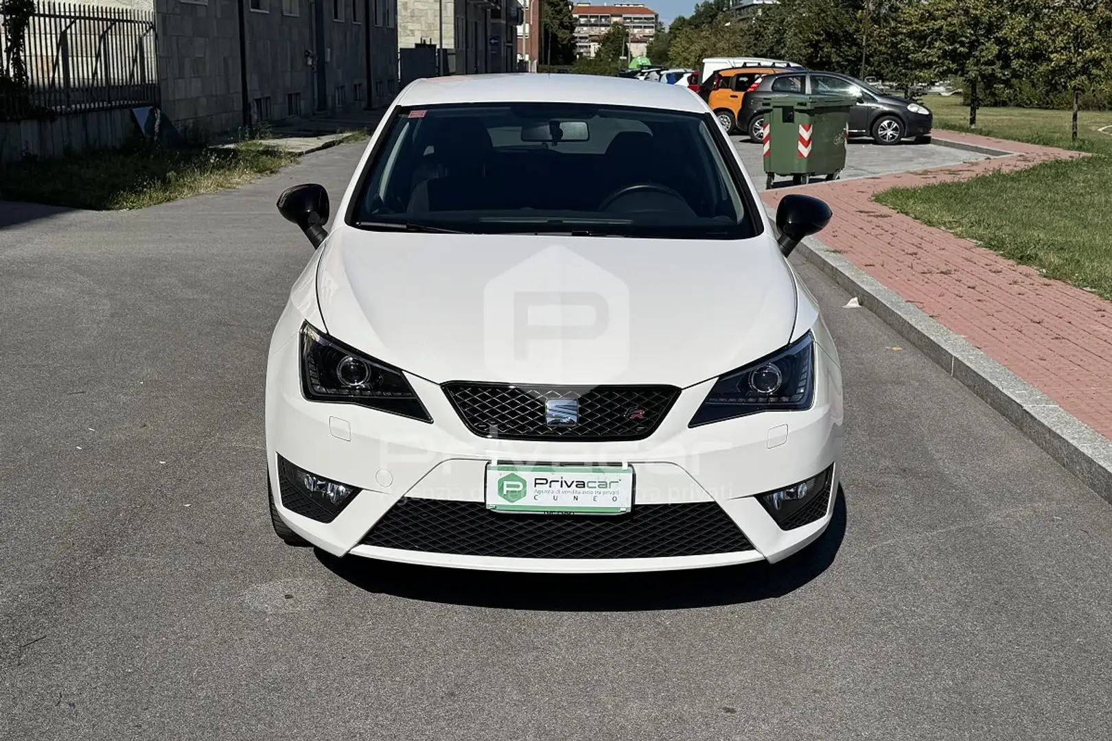 SEAT Ibiza Ibiza 1.2 TSI 90 CV 5p. FR Wit - 2
