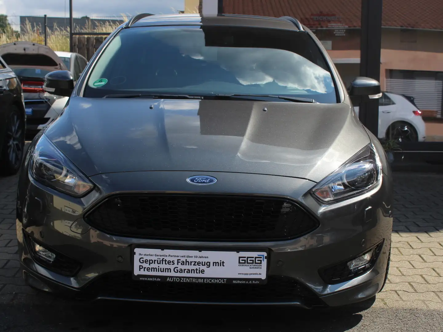 Ford Focus ST-Line PDC/Sitzheizung/Navi/18 Zoll/WR Grijs - 1