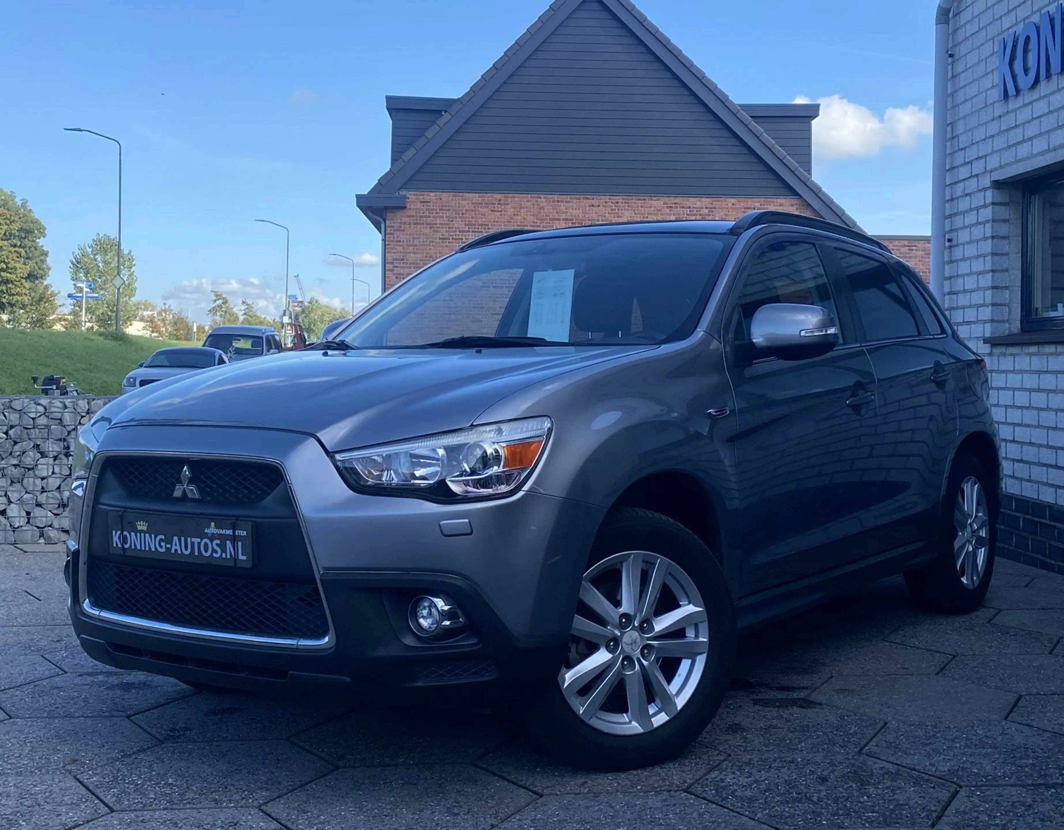 Mitsubishi ASX 1.6 Intense ClearTec/ Pano/ Keyless/ Clima/ Parkee