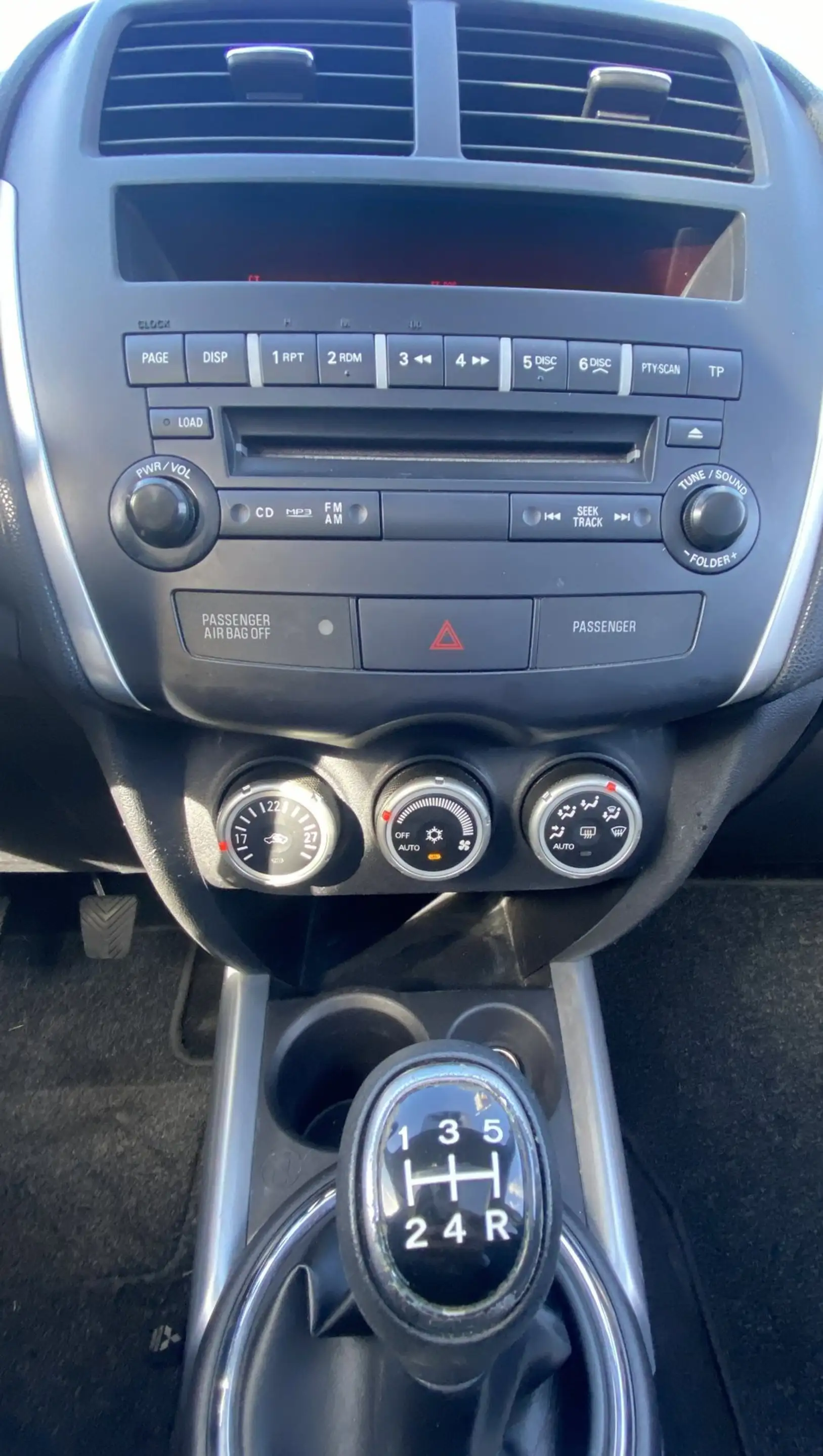 Mitsubishi ASX 1.6 Intense ClearTec/ Pano/ Keyless/ Clima/ Parkee — photo 18