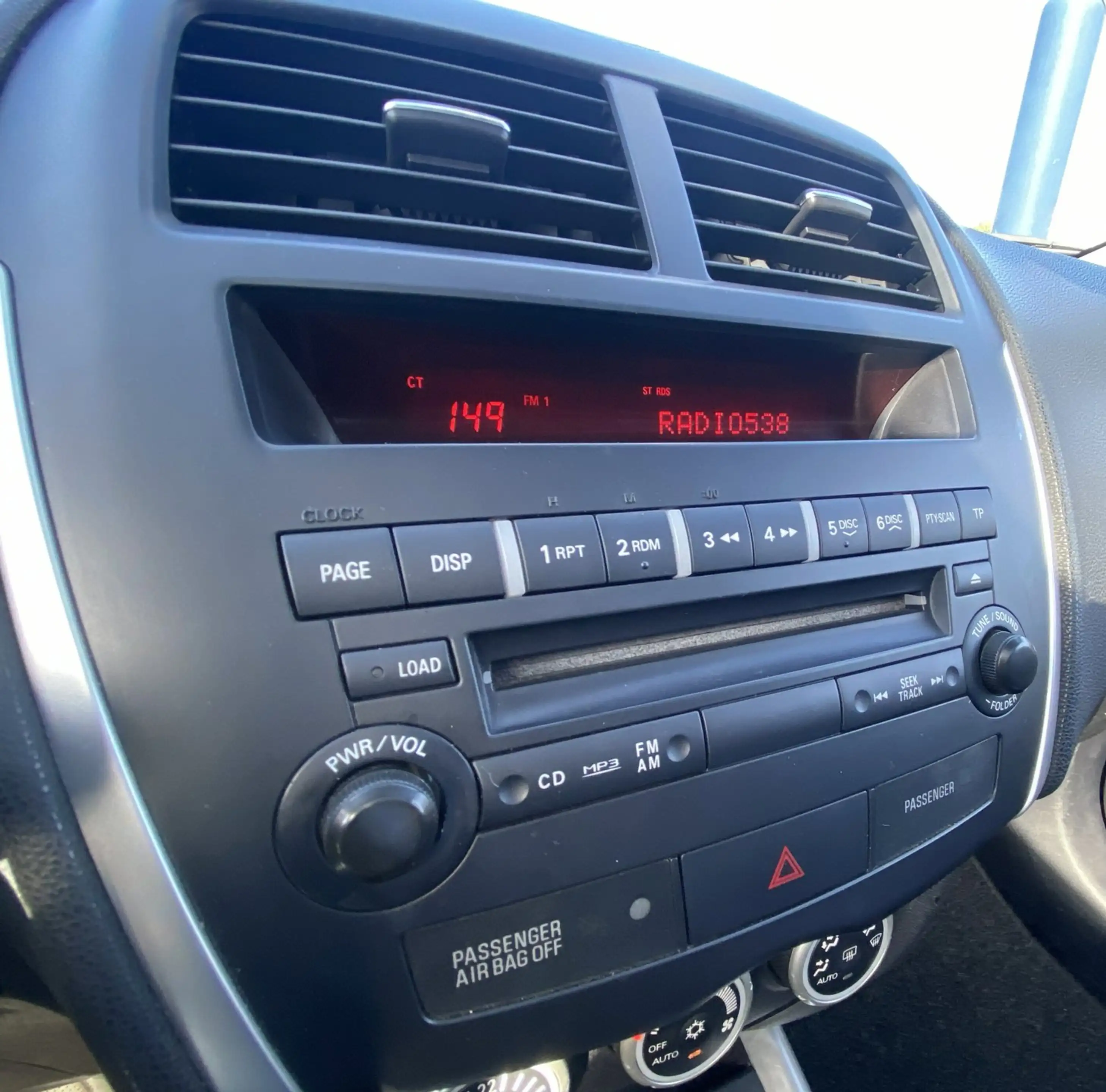 Mitsubishi ASX 1.6 Intense ClearTec/ Pano/ Keyless/ Clima/ Parkee — photo 21