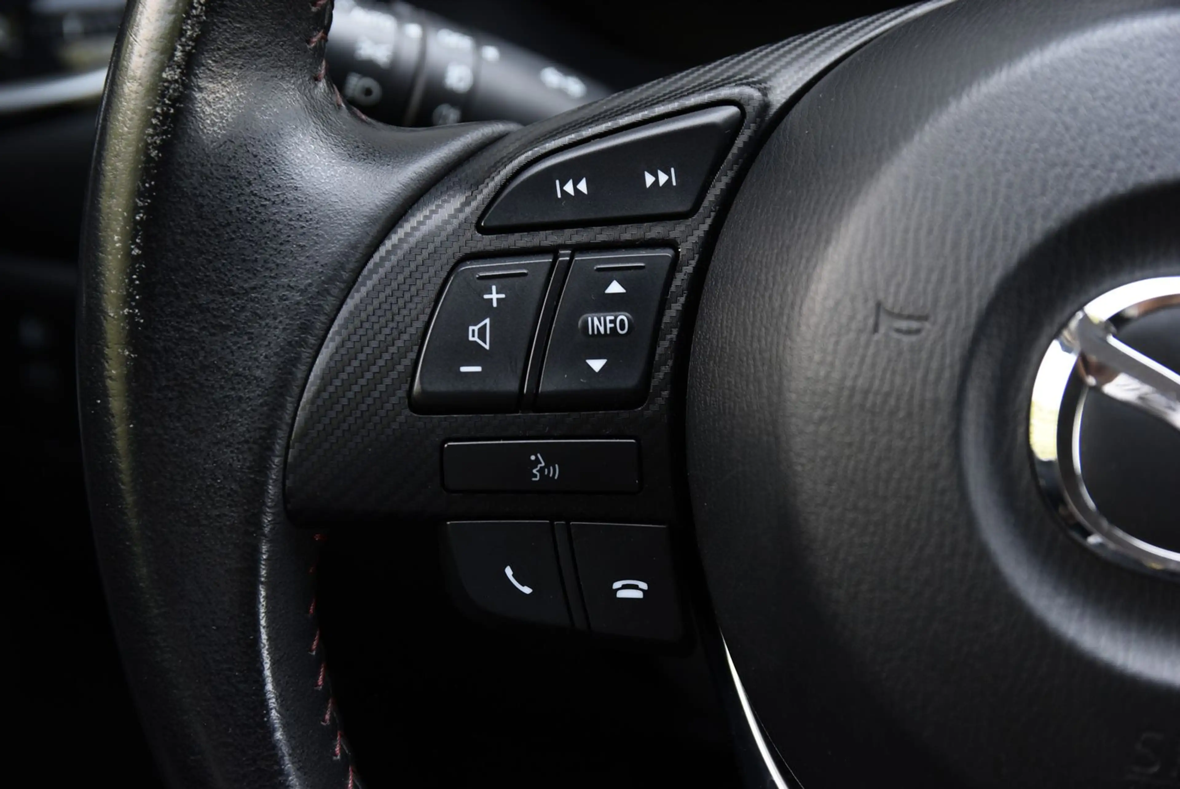 Mazda 3 Center-Line Kamera/Tempomat/SHZ./Totwinkel — photo 14