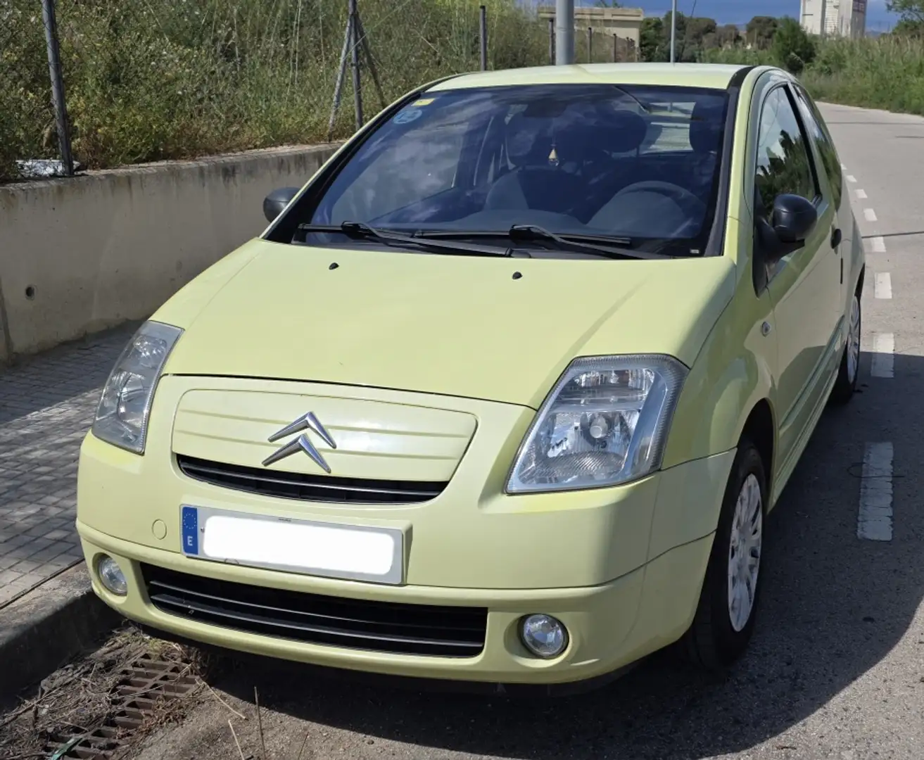 Citroen C2 1.4i Audace Amarillo - 1