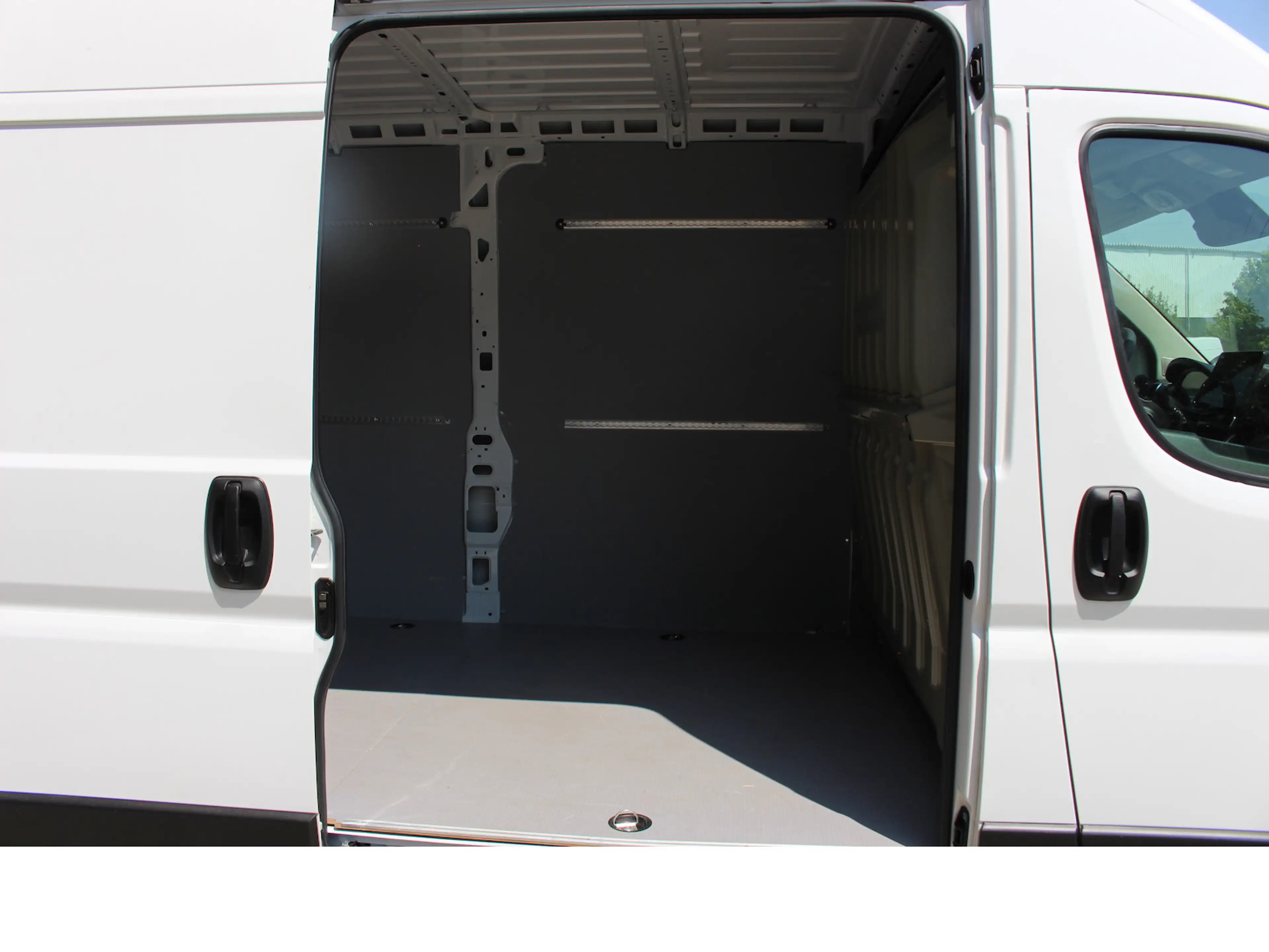 Citroen Jumper 3,5 L3H2 Heavy BlueHDi 180 Automatik — photo 14