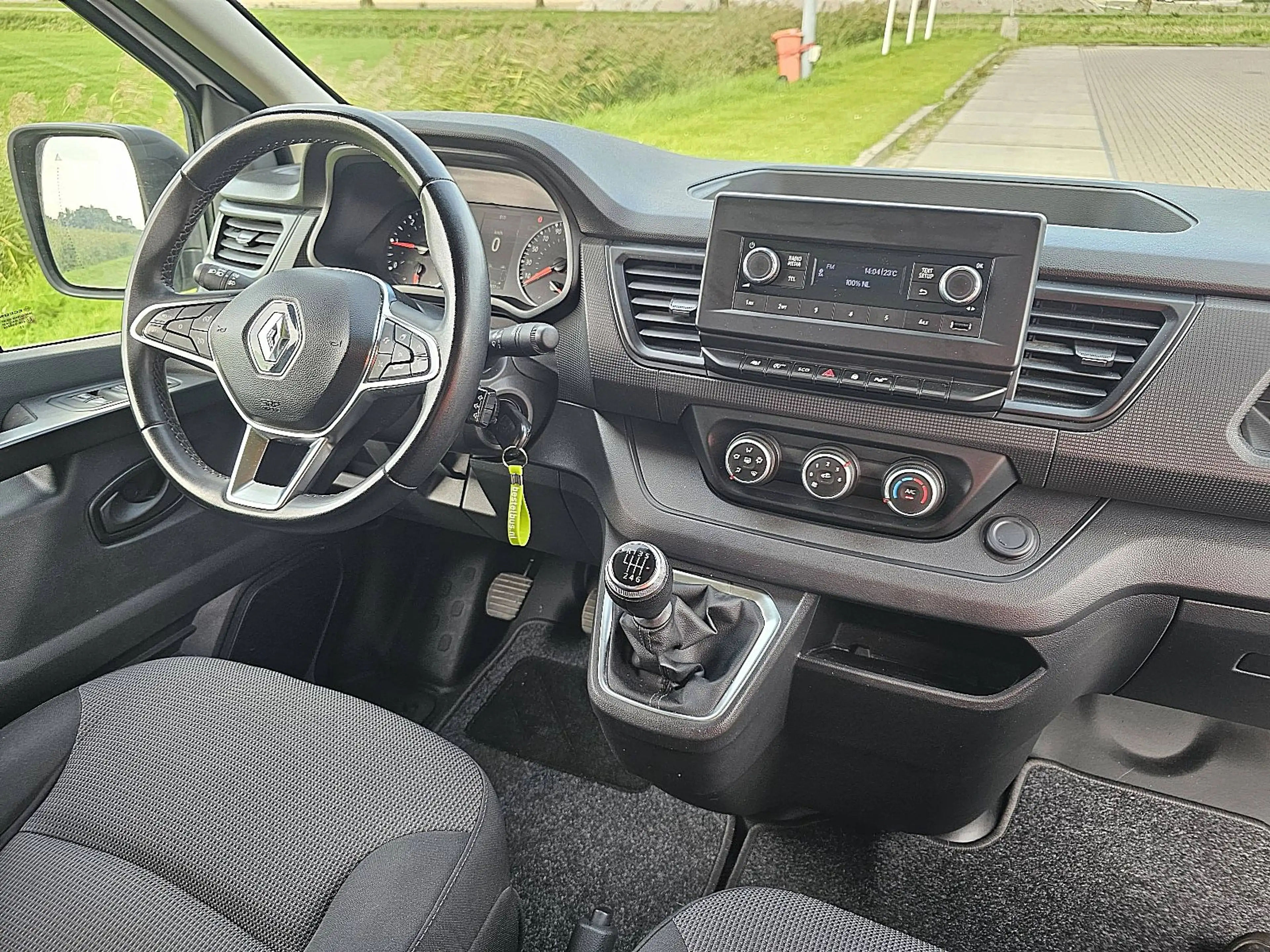Renault Trafic 2.0 DCI L2H1 Airco Trekhaak — photo 8