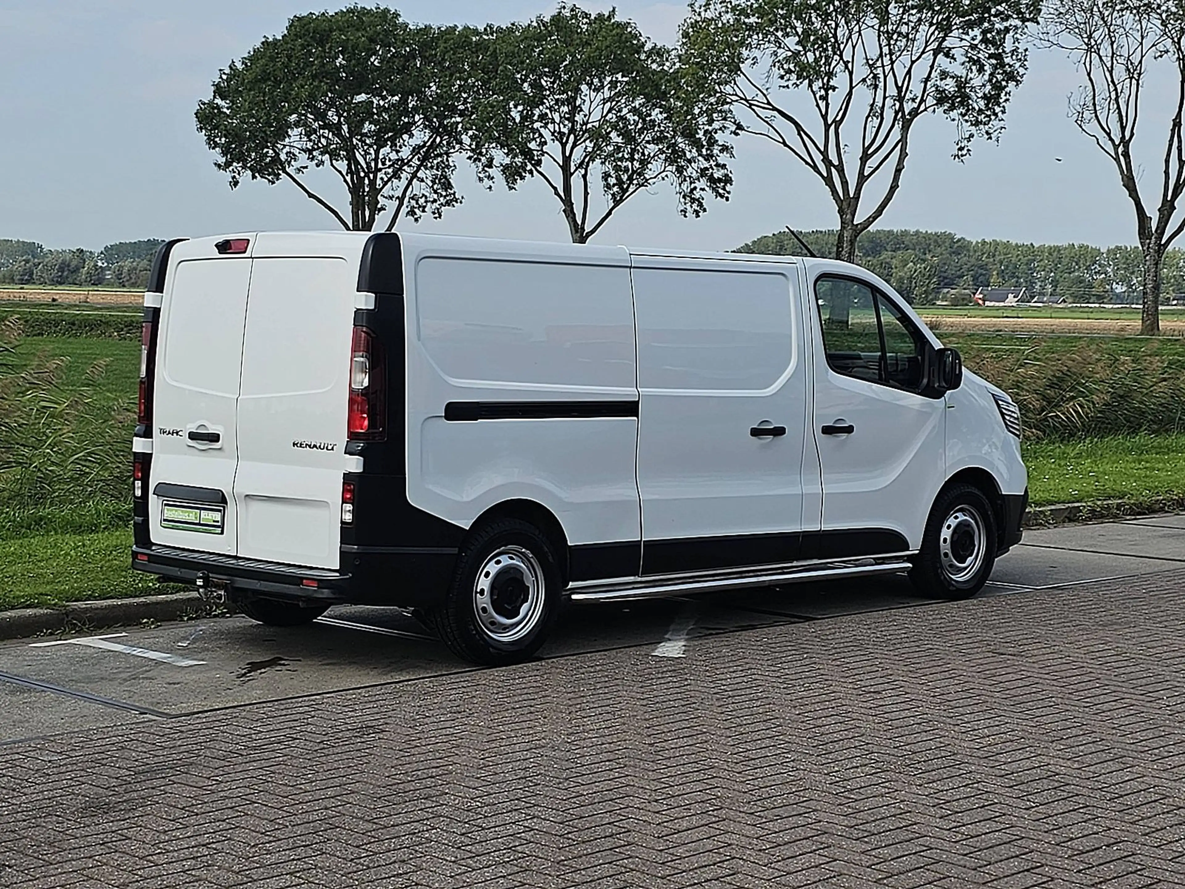 Renault Trafic 2.0 DCI L2H1 Airco Trekhaak — photo 3