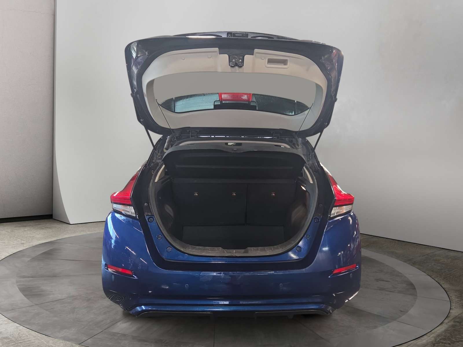 2020 Nissan Leaf Hatchback