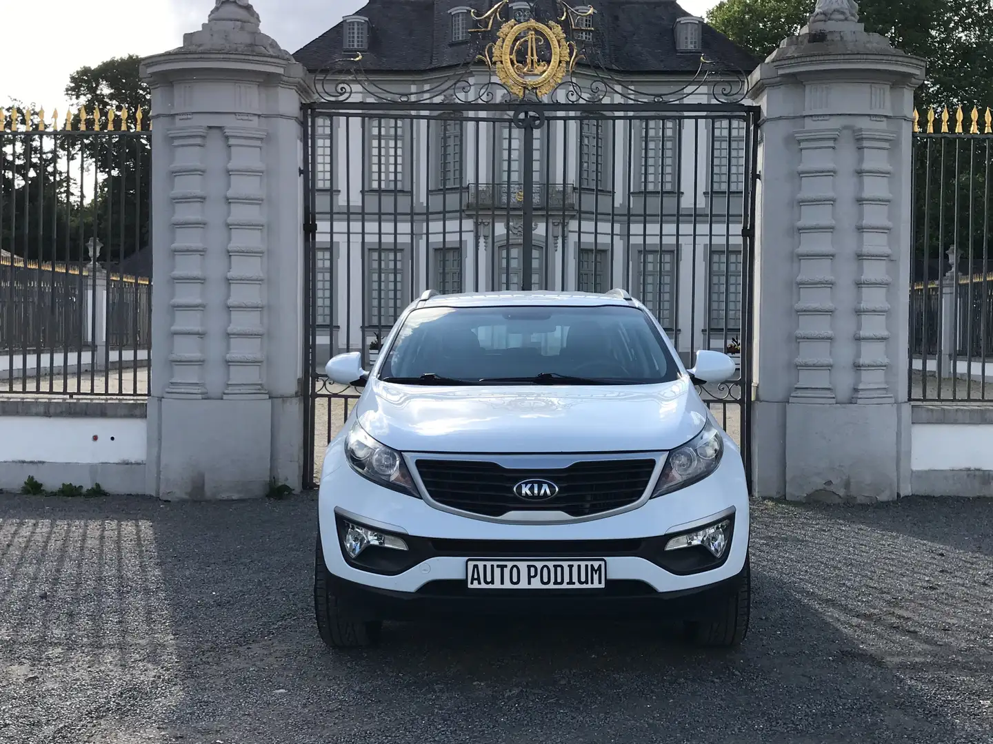Kia Sportage Attract 2WD Wit - 2