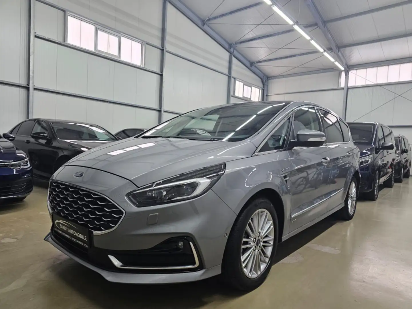 Ford S-Max Vignale AWD 7.Sitzer Kamer Vor+Hi Pano LED Argent - 1