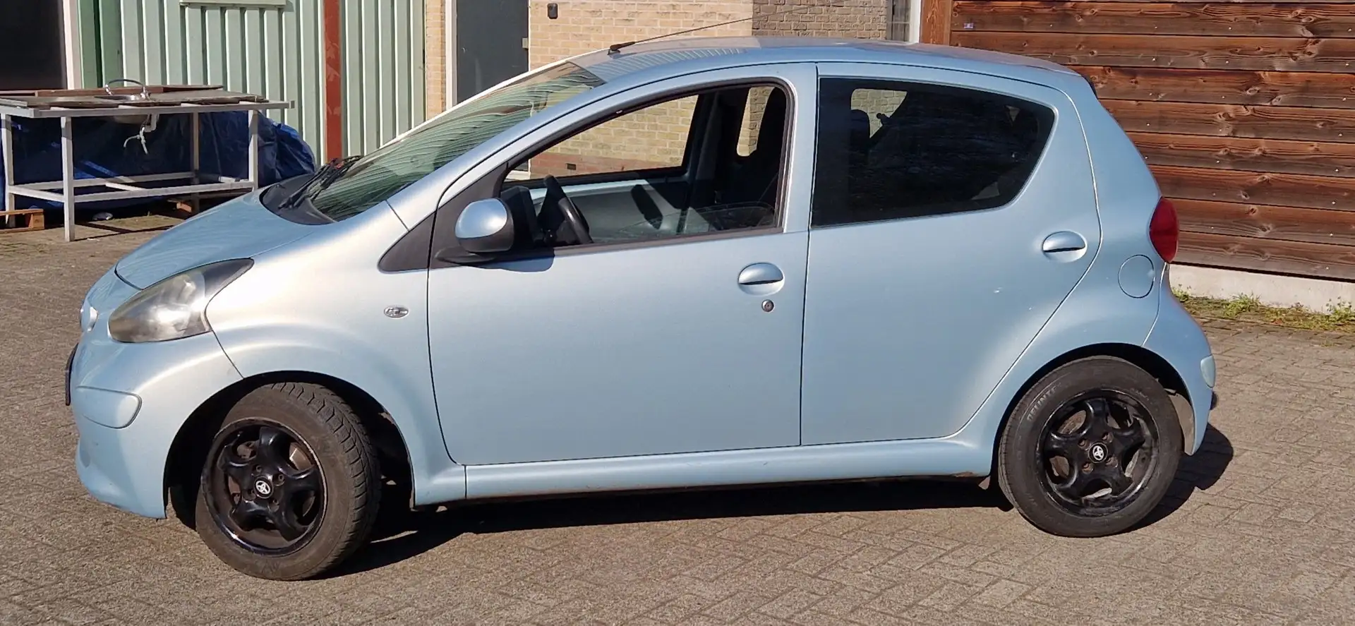 Toyota Aygo 1.0 elek ramen Airco Blauw - 2