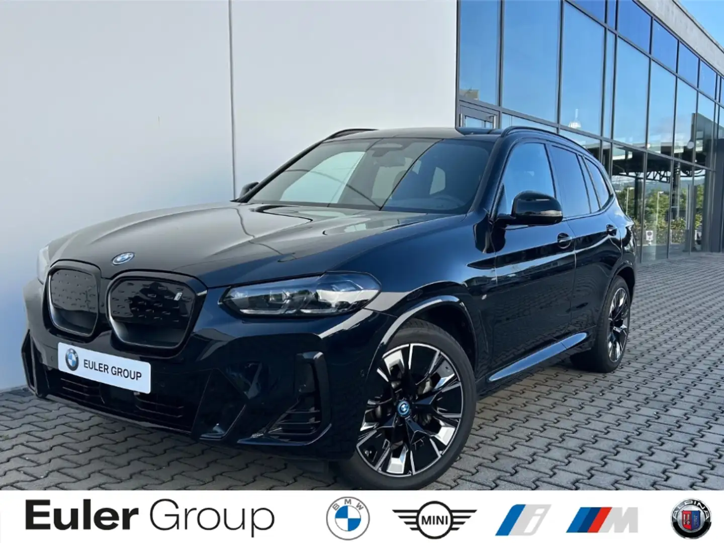 BMW iX3 Impressive M Sport 20'' AHK H/K HUD LCProf PA+ ad. Schwarz - 1