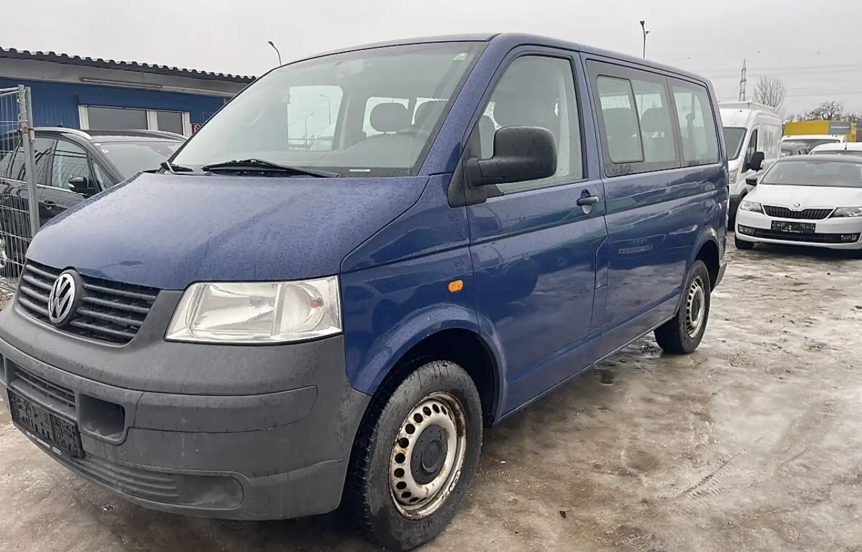 Volkswagen T5 Kombi 1,9 TDI Blau - 2