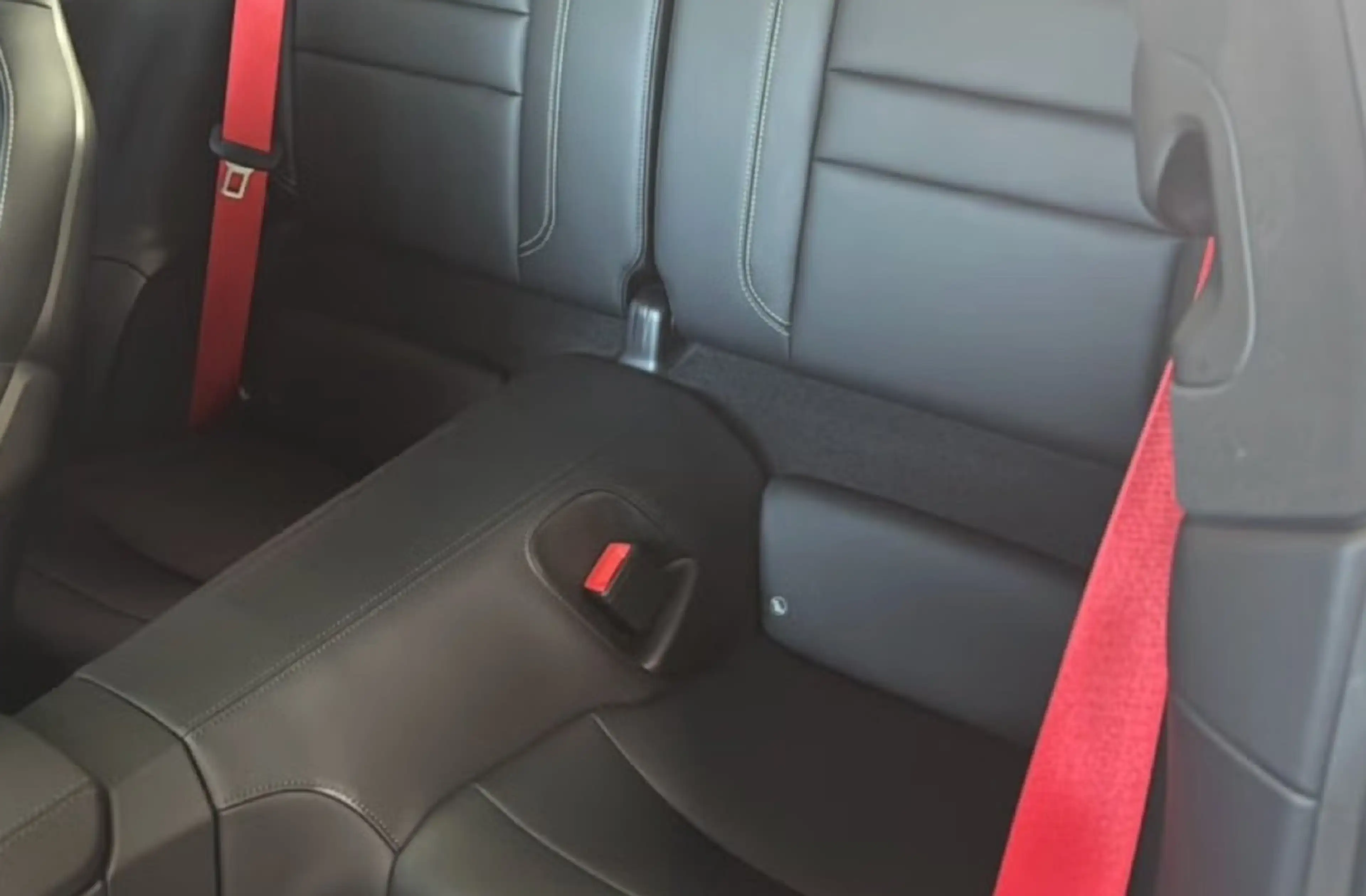 Porsche 911 Carrera 4 GTS BOSE*SCHIEBEDACH*360°PVTS Plus — photo 11