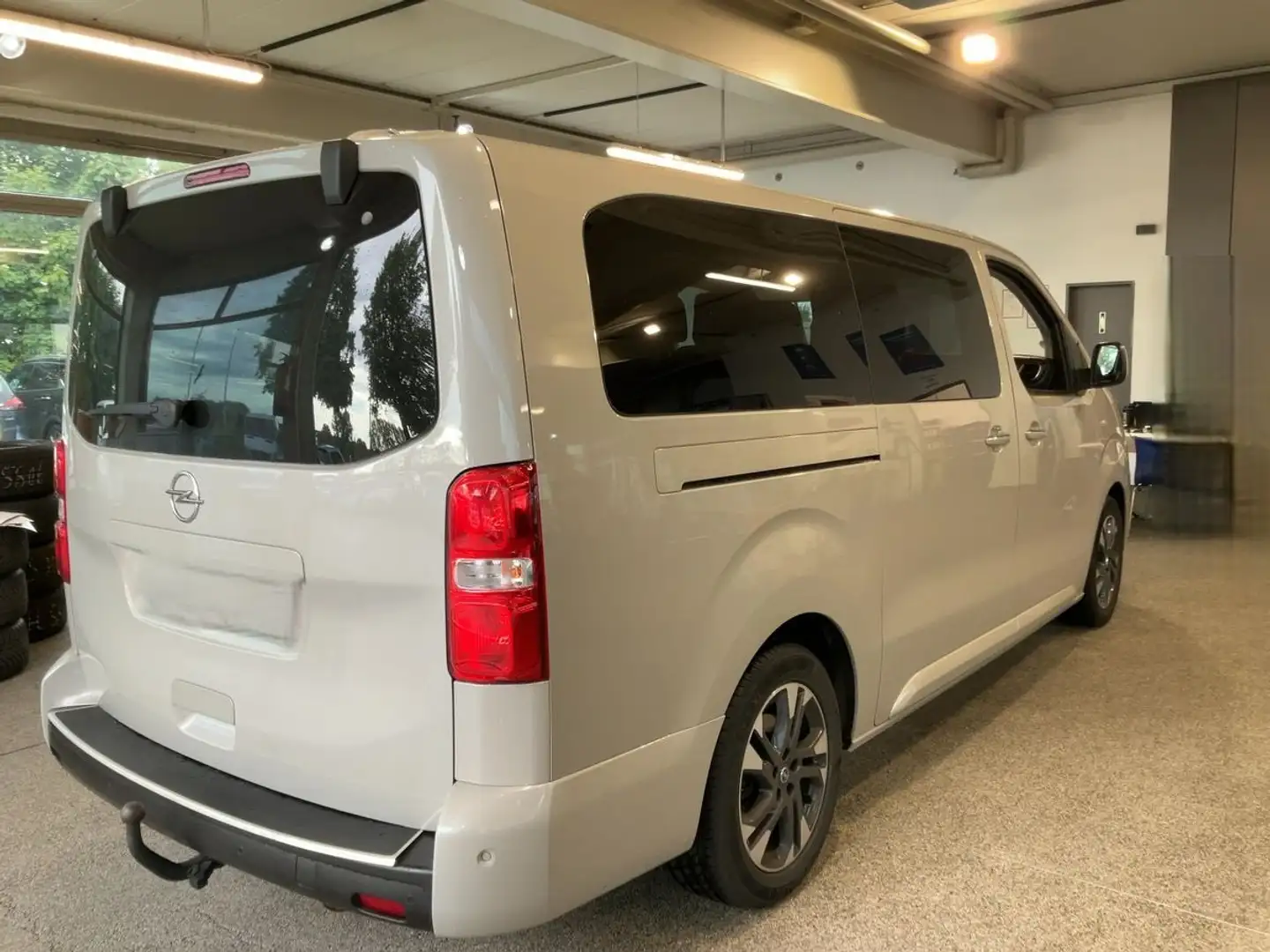 Opel Zafira Life 2.0CDTI Innovation L3 *Rollstuhlrampe* Grau - 2