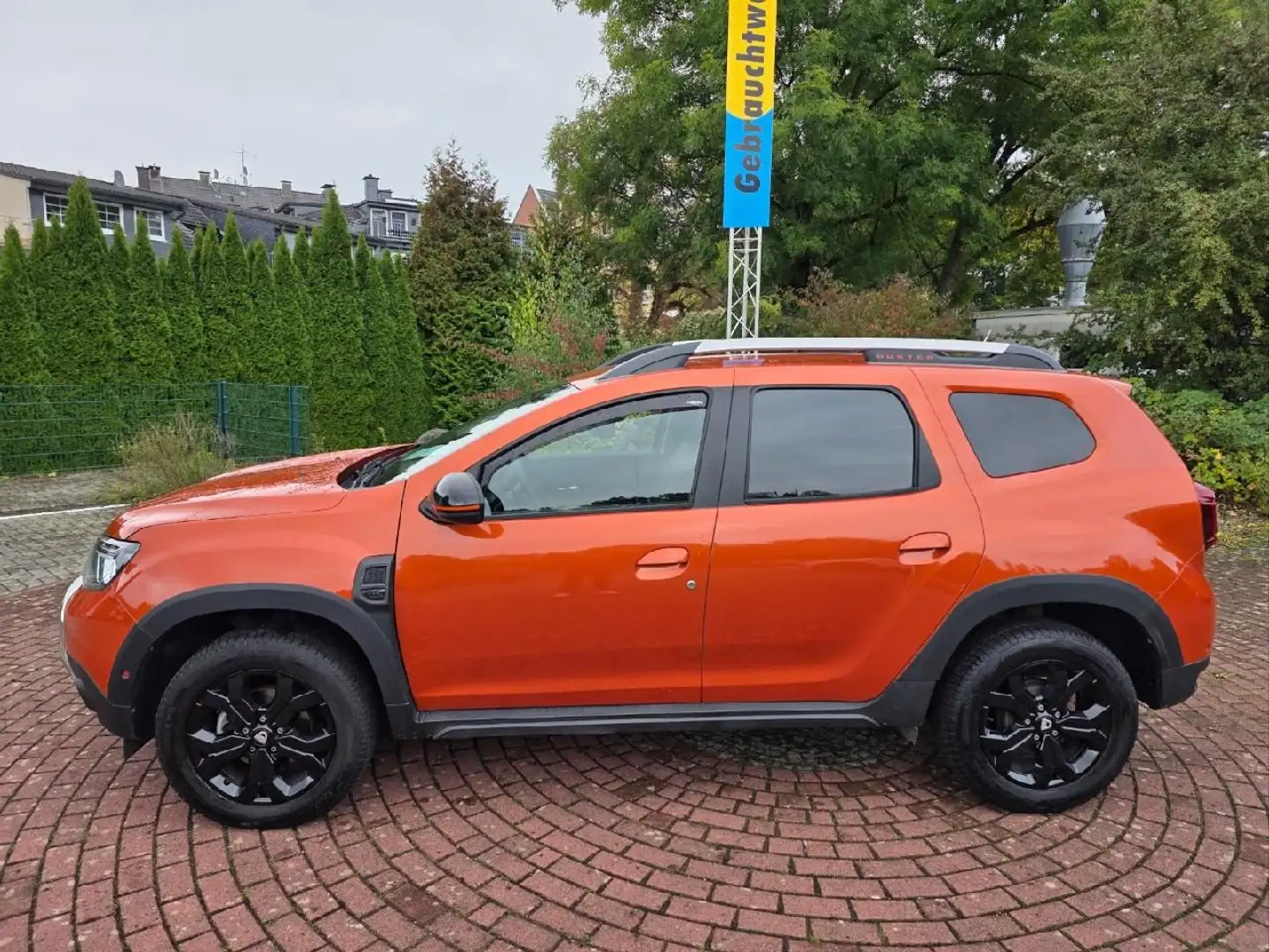Dacia Duster II Extreme AUTOMATIK ! Orange - 2