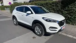 Hyundai TUCSON blue Classic 2WD, AHK, 8 fach bereift