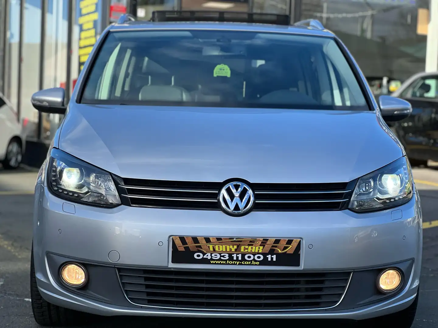 Volkswagen Touran 1.6 TDi Highline*5PL*NAVI*CUIR*xénon*LED*PANO* Grau - 1