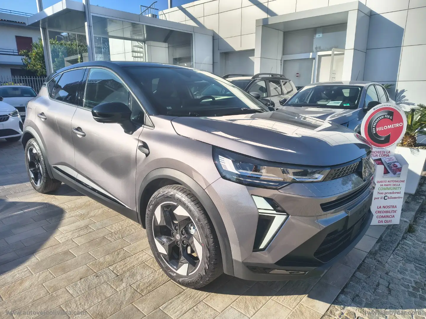 Renault Captur ECO-G 100 CV Techno KM 0 ITALIA Grigio - 1