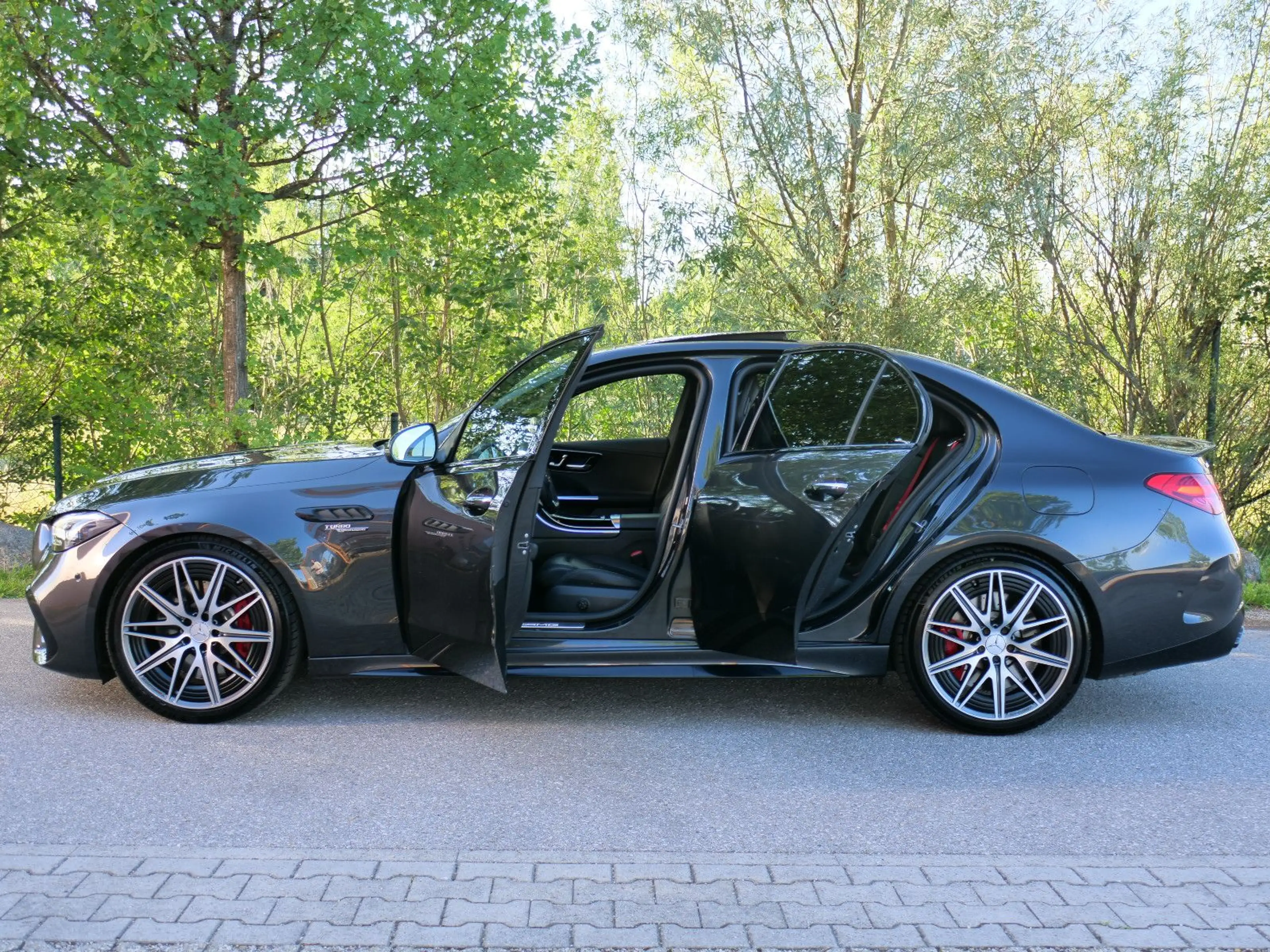 Mercedes-Benz C 63 AMG S 4Matic+ S E Performance / 680 PS — photo 13